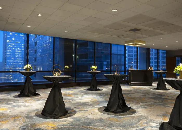 Holiday Inn Chicago Mart Plaza River North, An Ihg Hotel